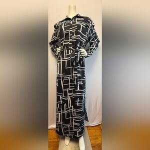 Plus Size: Black and White Patterned Dress